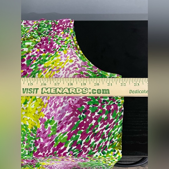 Violet & Claire Green Purple Yellow Sleeveless Blouse - Picture 12 of 12